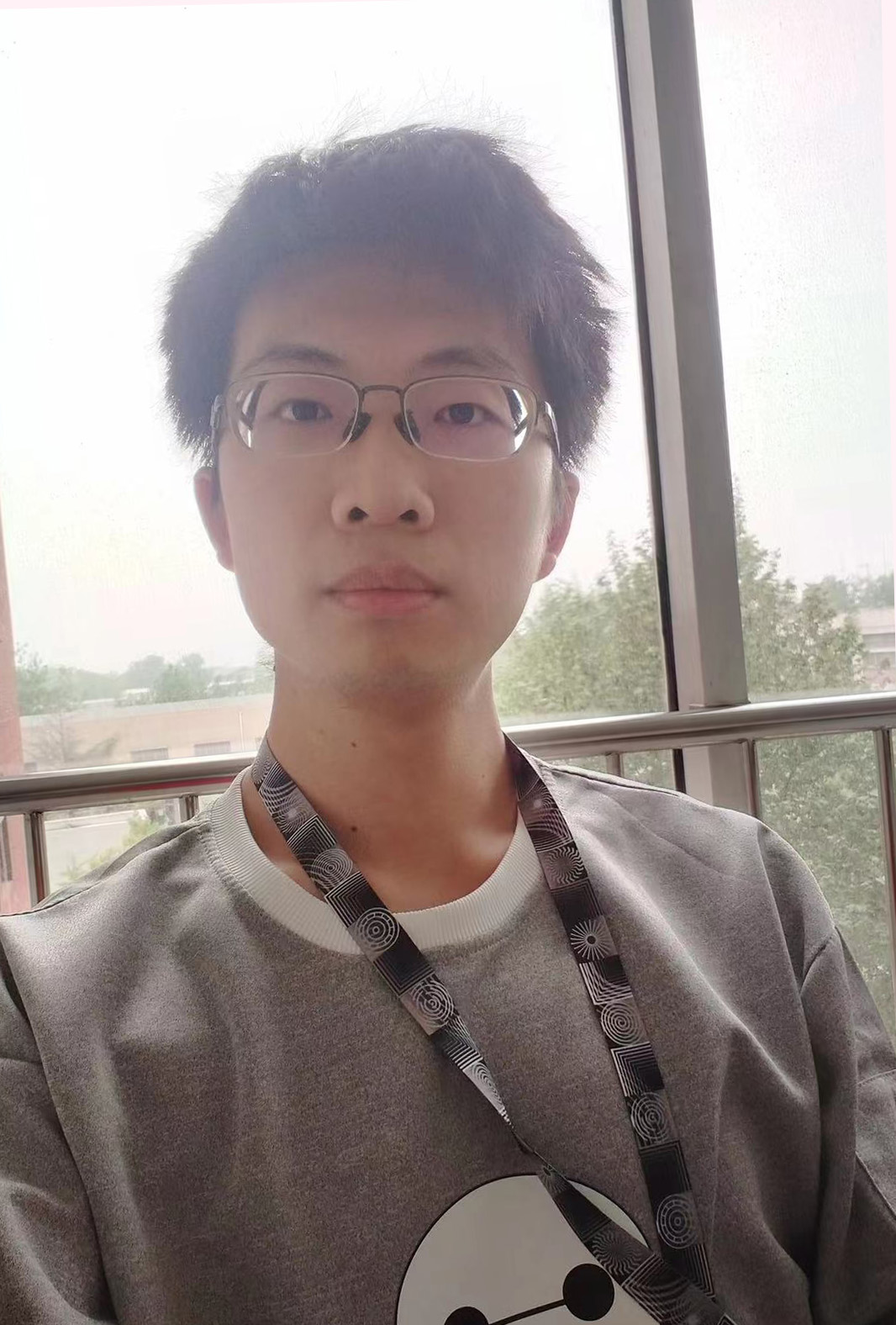 Zihan Zang headshot